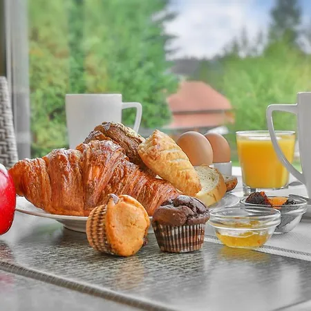 Restaurant La Verperie מלון סרלה-לה קנדה