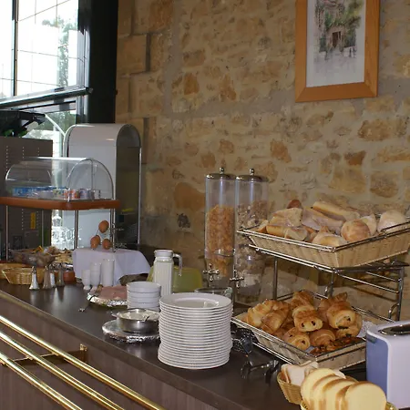 Restaurant La Verperie מלון 3*