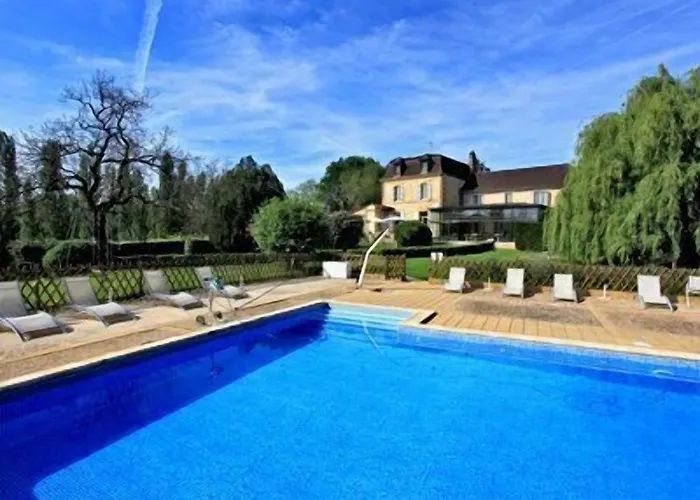 Restaurant La Verperie سارلا لا كانيدا