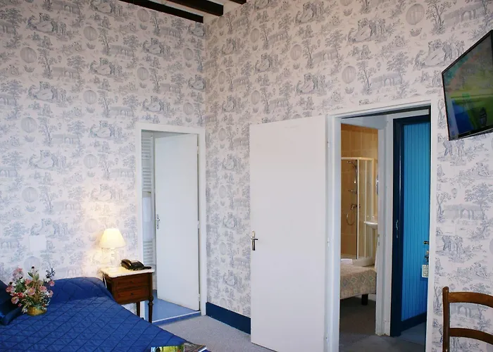 Restaurant La Verperie فندق