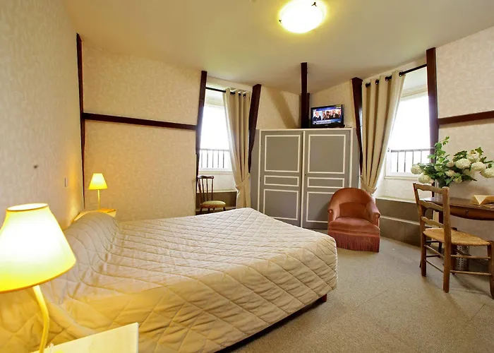 Restaurant La Verperie Отель Сарла-ла-Канеда